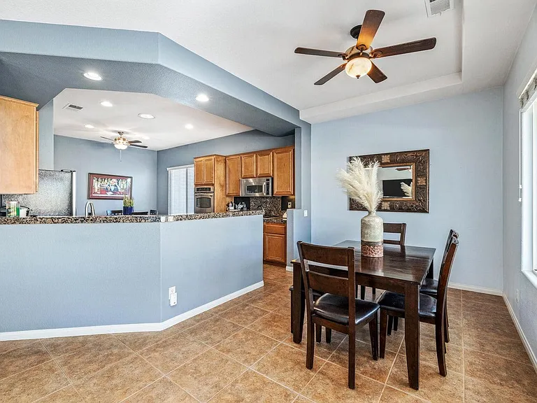 79704 Castille Dr — Photo 14
