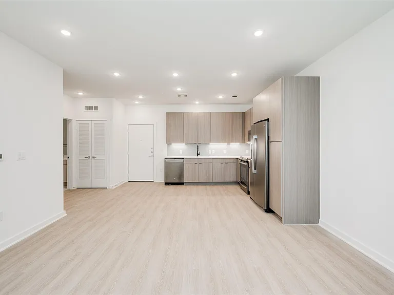 4802 S Congress Ave #121 — Photo 9
