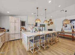 6073 E WALTANN Lane, Scottsdale, AZ 85254