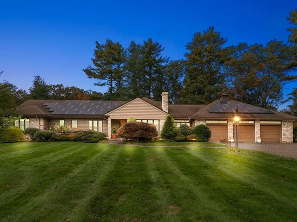 211 Eliot St, Natick, MA 01760