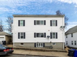 39 Highland St, Pawtucket, RI 02860