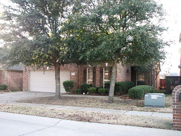 3rd image of 1400 Somerset Dr