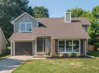 1724 Masters Ln, Lexington, KY