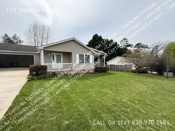 119 Sharons Way, East Flat Rock, NC 28726