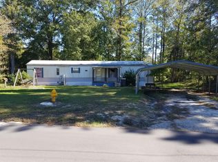 211 Edwards Ave, Bladenboro, NC 28320