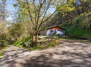 10197 Wagner Creek Rd, Talent, OR 97540