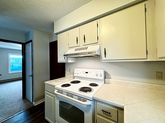 5th image of 16 E Branson St #2