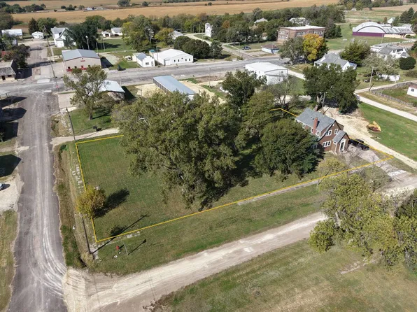 405 Depot St, Esbon, KS 66941