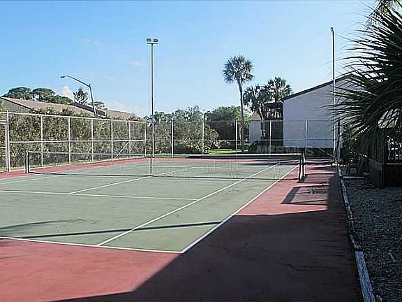 4th image of 722 116th Ave N APT 2005