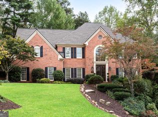 857 Chestnut Lake Dr NE, Marietta, GA 30068