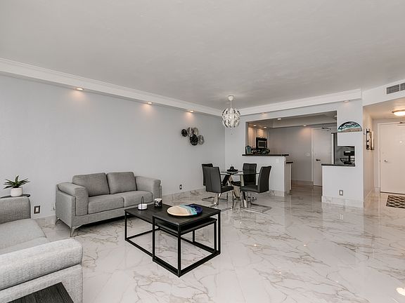 5th image of 3700 Galt Ocean Dr APT 804