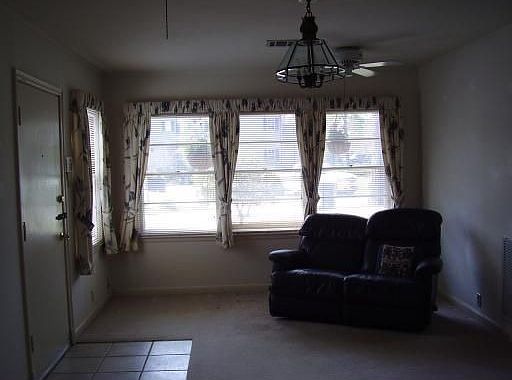 5th image of 68 Flamingo St