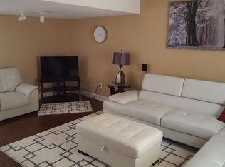 1905 Nancy Ct APT 12, Champaign, IL