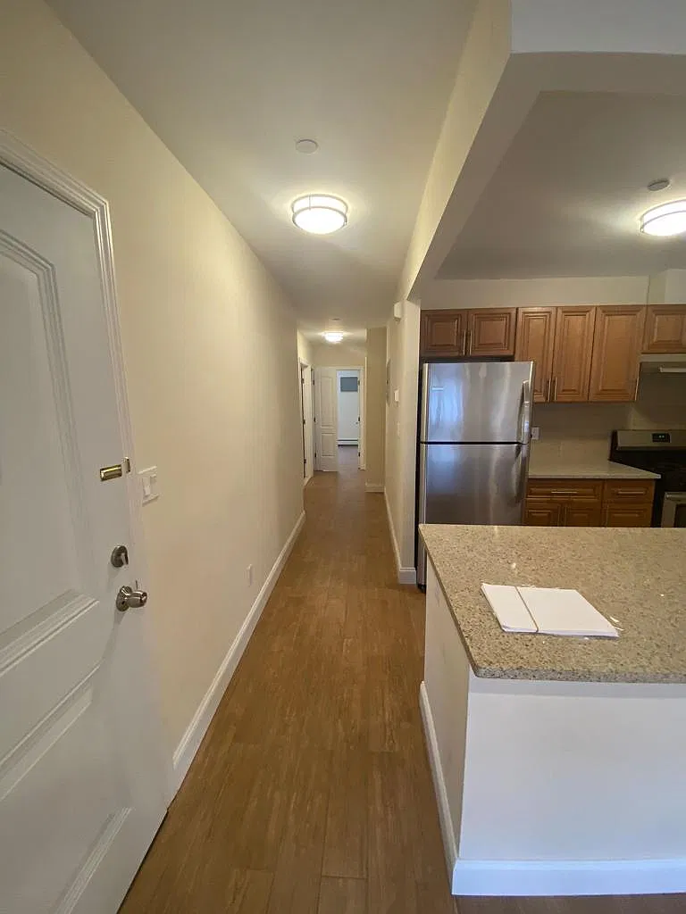 3 bed, $3,300 — Photo 2