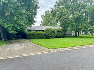 6330 NW 26th Ter, Gainesville, FL 32653