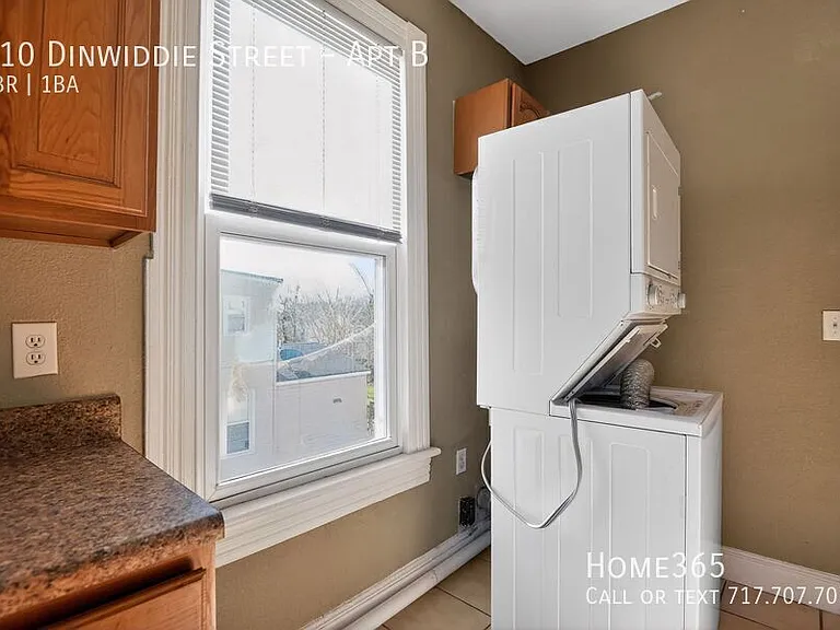 710 Dinwiddie St #B — Photo 4