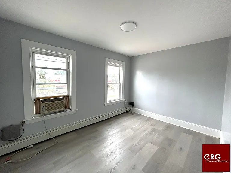 21 Weston St — Photo 9