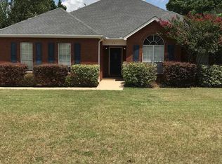 301 Myles Ln, Bonaire, GA 31005