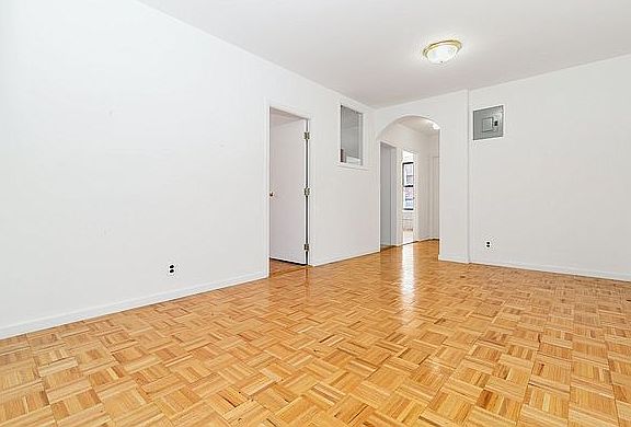 4th image of 103 Avenue A #4V