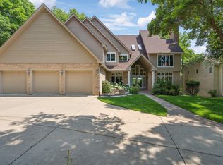 7662 S Bay Dr, Bloomington, MN 55438