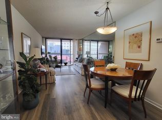 241 S 6th St APT 1202B, Philadelphia, PA 19106