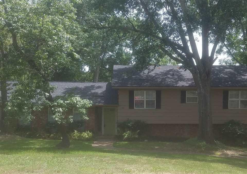 1st image of 1501 Hillcrest St