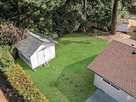 4th image of 1769 S 92nd St