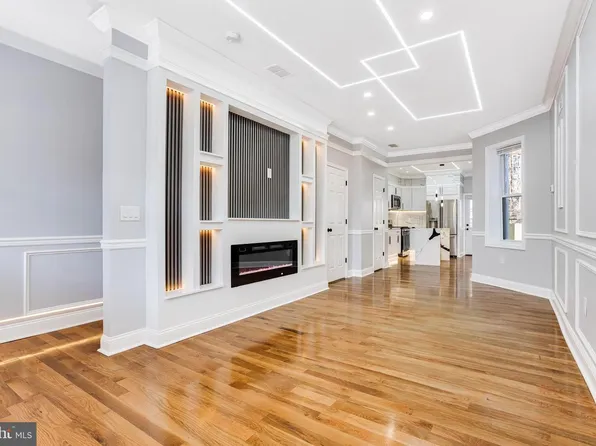 5421 Kingsessing Ave, Philadelphia, PA 19143