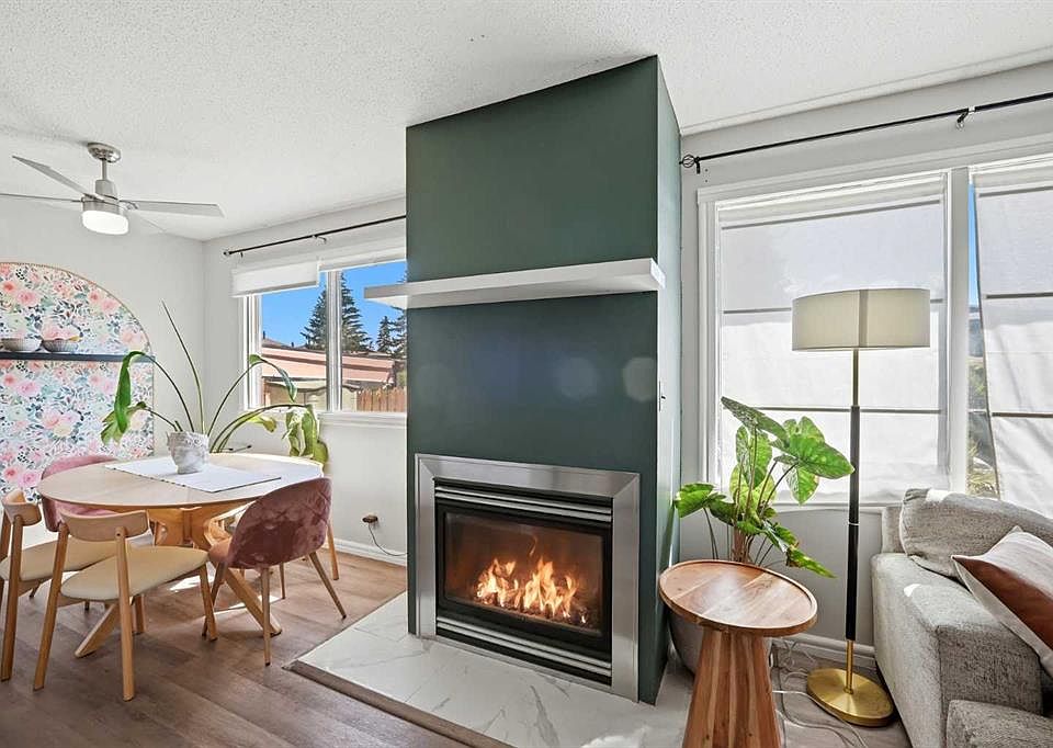 1st image of 6416 E 4a St NE #2