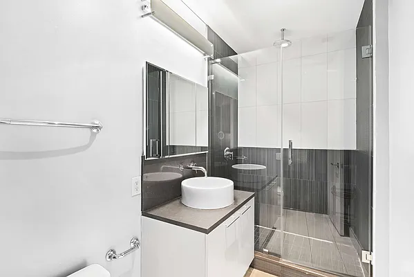 Rented by Compass | media 24