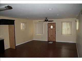 5th image of 1554 E 117th St