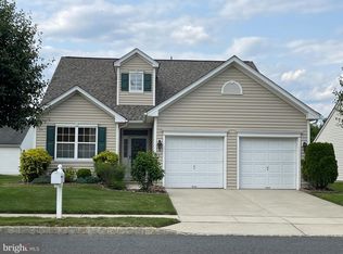 6 Pleasant Valley Dr, Sewell, NJ 08080