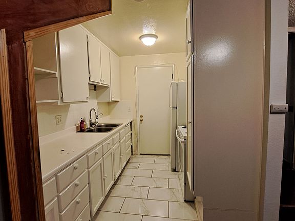 3rd image of 3565 Linden Ave Unit 349