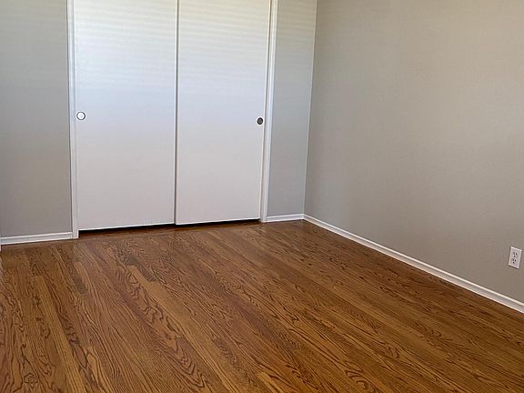 5th image of 211 Lincoln Ave #2