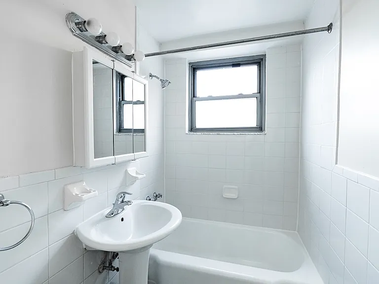 104-40 Queens Blvd #10B — Photo 5