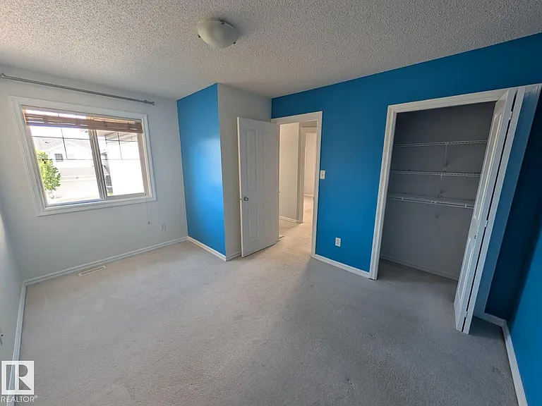 4609 163a Ave NW — Photo 9