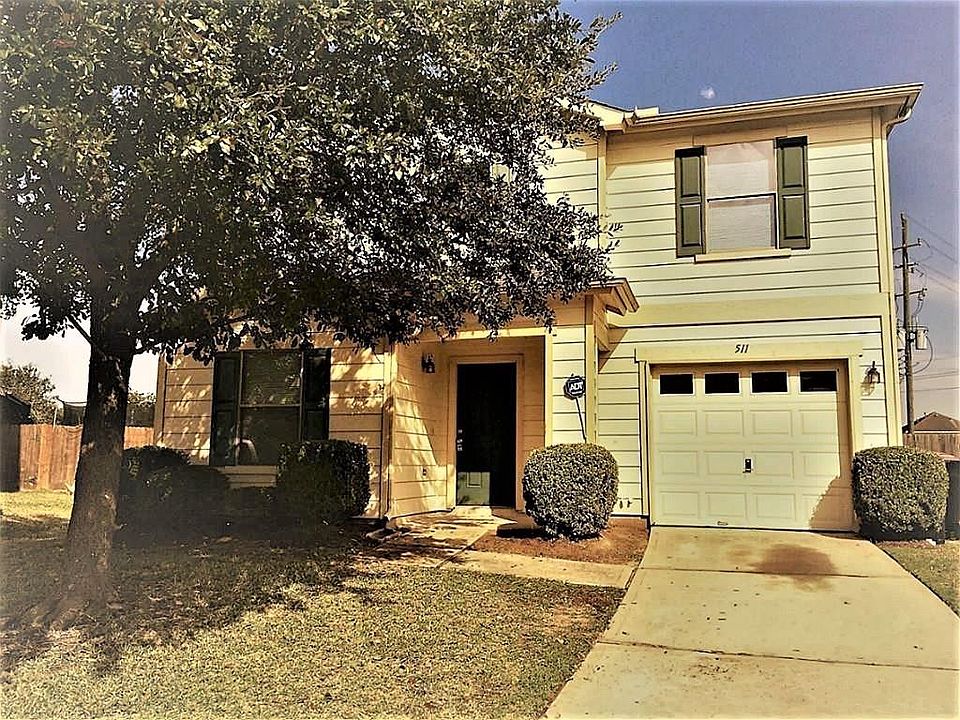 1st image of 511 Remington Glen Ct