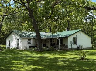15887 County Road 18, Quincy, MO 65735