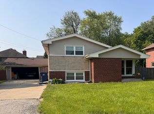 7909 W 93rd St, Hickory Hills, IL 60457