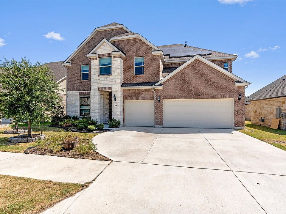 1st image of 724 Landing Ln