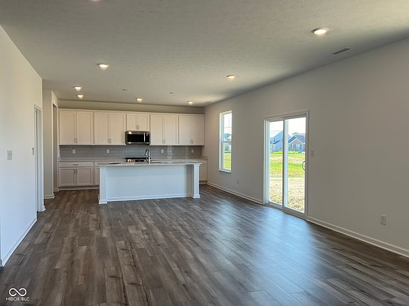 4th image of 538 Ogala Dr