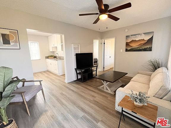 3rd image of 4416 S San Pedro St