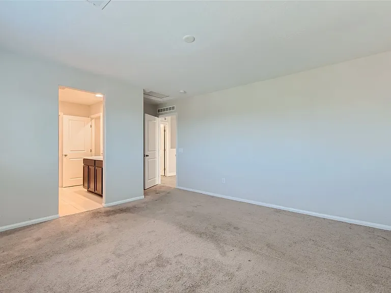 17 Pivot Ave — Photo 10