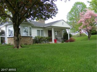 97 Harmony Dr, Falling Waters, WV 25419