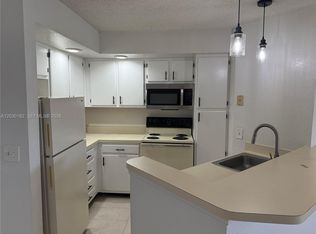 3330 Pinewalk Dr N APT 1623, Margate, FL 33063
