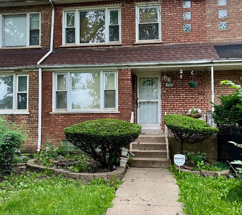 1st image of 10906 S Eberhart Ave