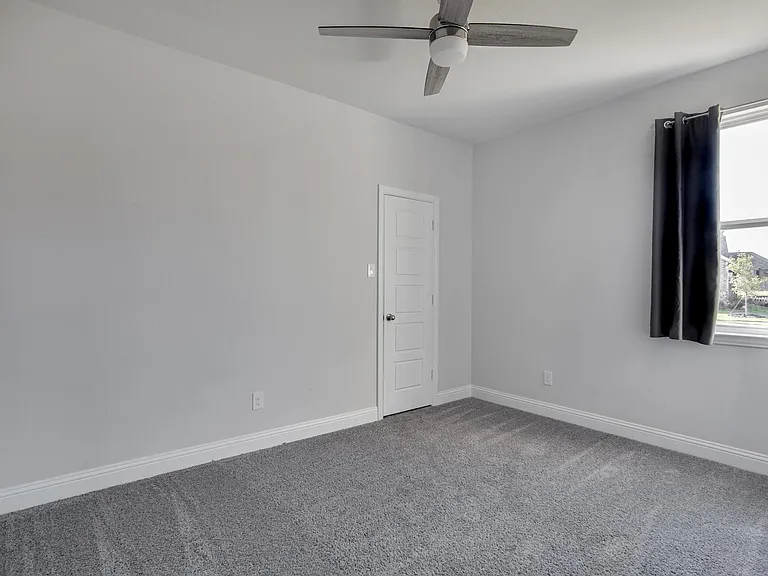1021 Catskill Ct — Photo 18