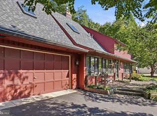 8813 Patton Rd, Wyndmoor, PA 19038