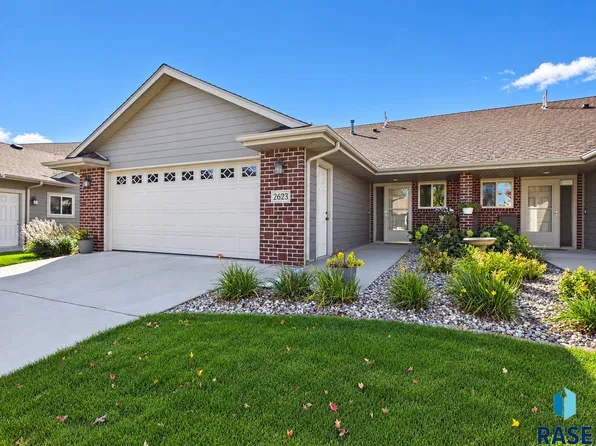 2623 E Whisper Trl, Sioux Falls, SD 57108