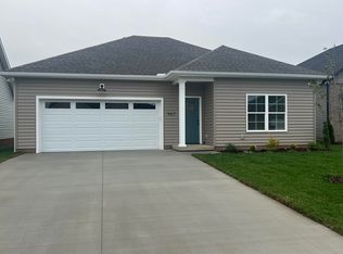947 County House Ln, Bowling Green, KY 42101